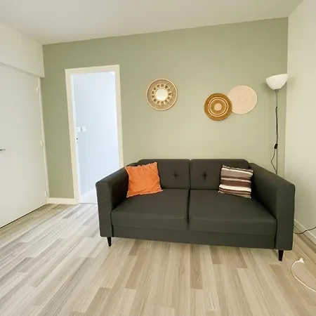 Maison Avec Garage - Centre - - 6 Pers Сasa de vacaciones Royan